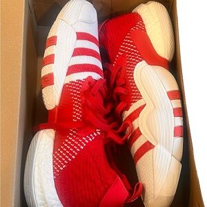 Adidas, Trae Young 2.0 Men’s Basketball Shoes, Size 13